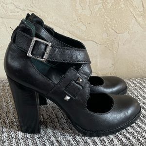 Juicy Couture Black studded Heels size 8.5